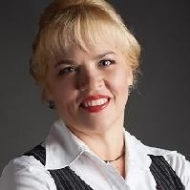Oksana Weiss 